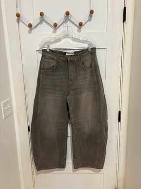 NWOT We The Free Barrel Leg Jeans in Brown/Gray